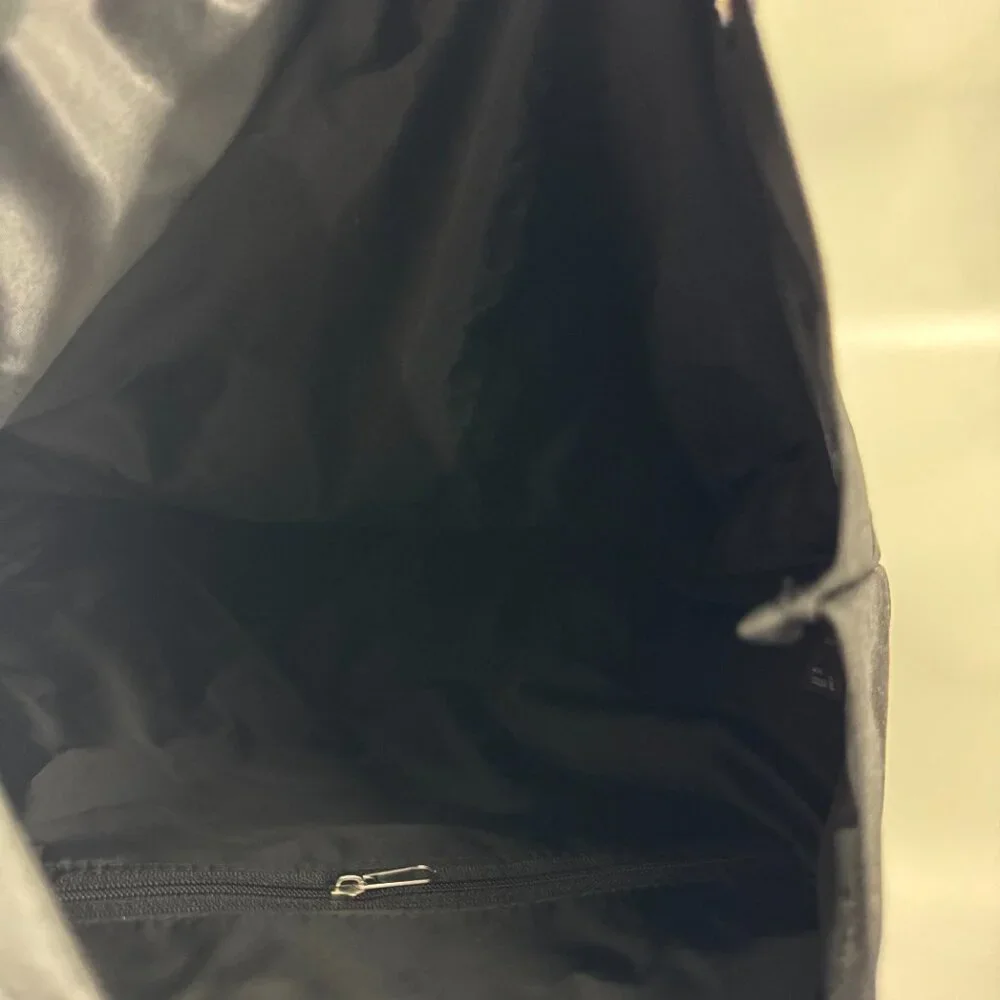 NWOT On Running The Ambassador Tote Backpack. Black - Picture 8 of 12